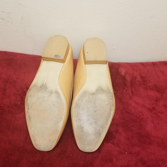 Shoes - Picture 2 of 3